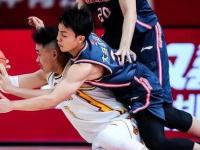 杏彩体育官网入口-山东队防守失误被对手取胜
