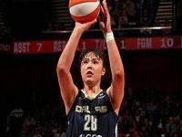 杏彩体育app-WNBA-李月汝10分8篮板飞翼末节逆转王牌未果