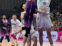 杏彩体育官网-名将重返赛场，篮球比赛再添看点的简单介绍