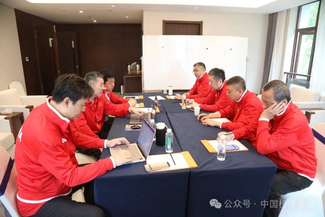 包含国家队集训备战国际比赛，展示团队实力的词条