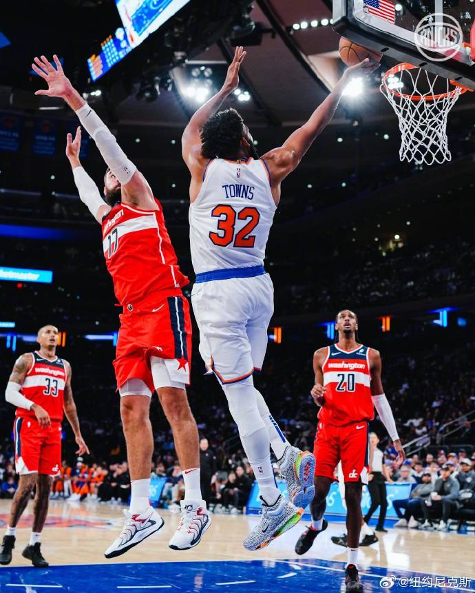 纽约尼克斯主场大胜:NBA常规赛收官胜利