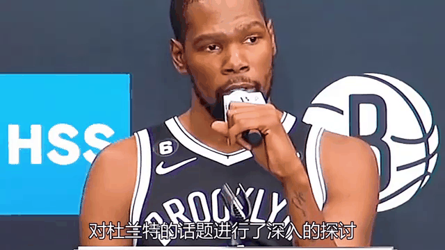 勇士遭遇公牛逆袭，奇叔叔向杜兰特道贺得手