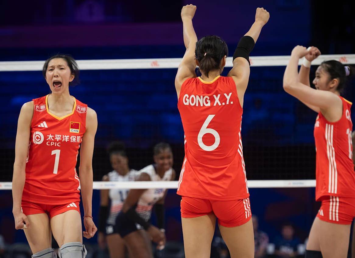 中国女排晋级占主动!总决赛名额之争白热化2队提前入围