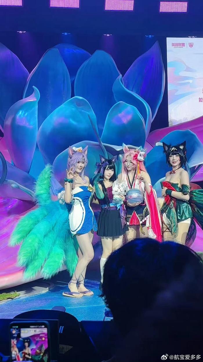 太妩媚！人气韩援CoserYasal再扮《英雄联盟》阿狸